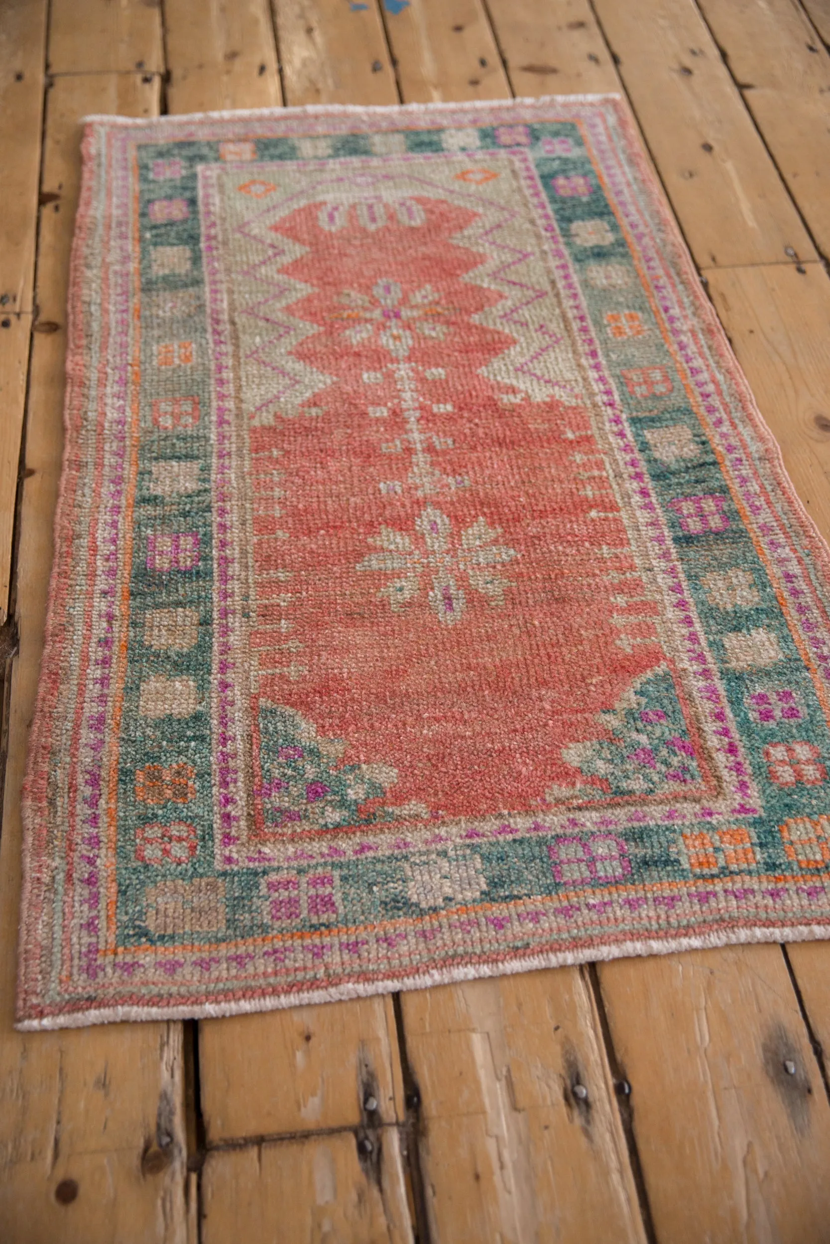 2x3.5 Vintage Distressed Oushak Rug