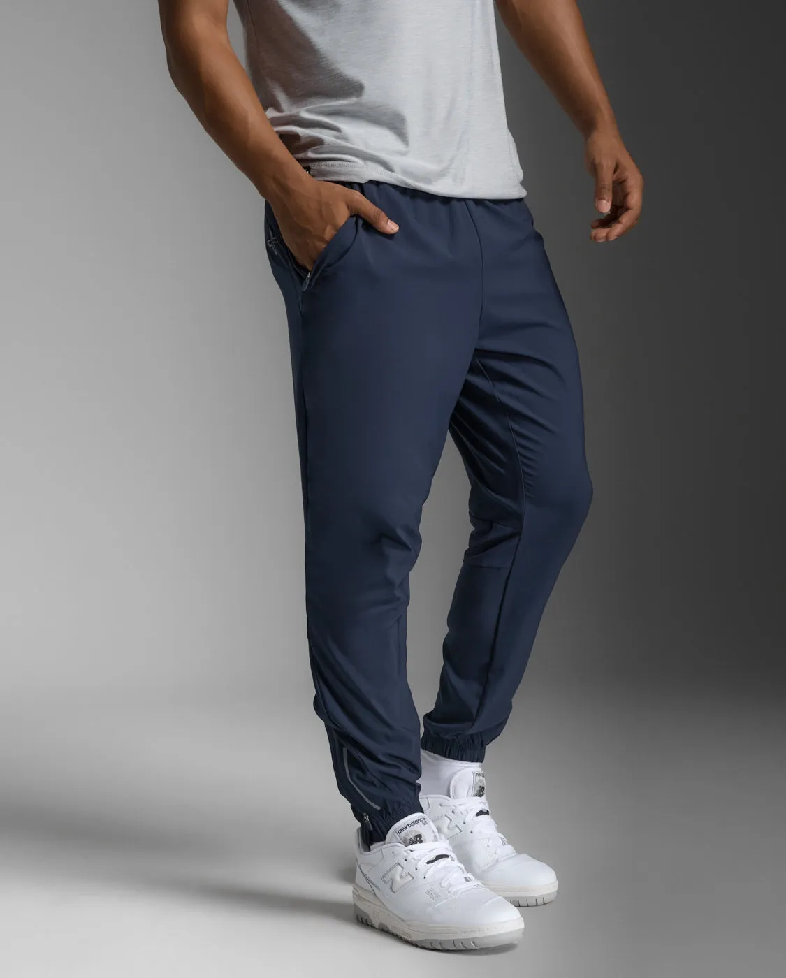 Aero Woven Jogger