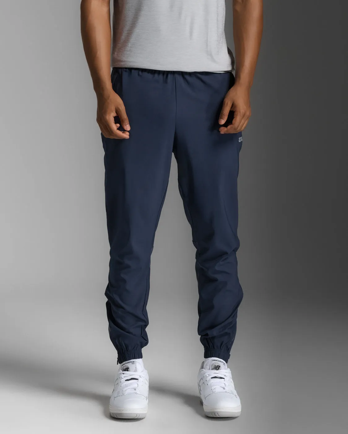 Aero Woven Jogger