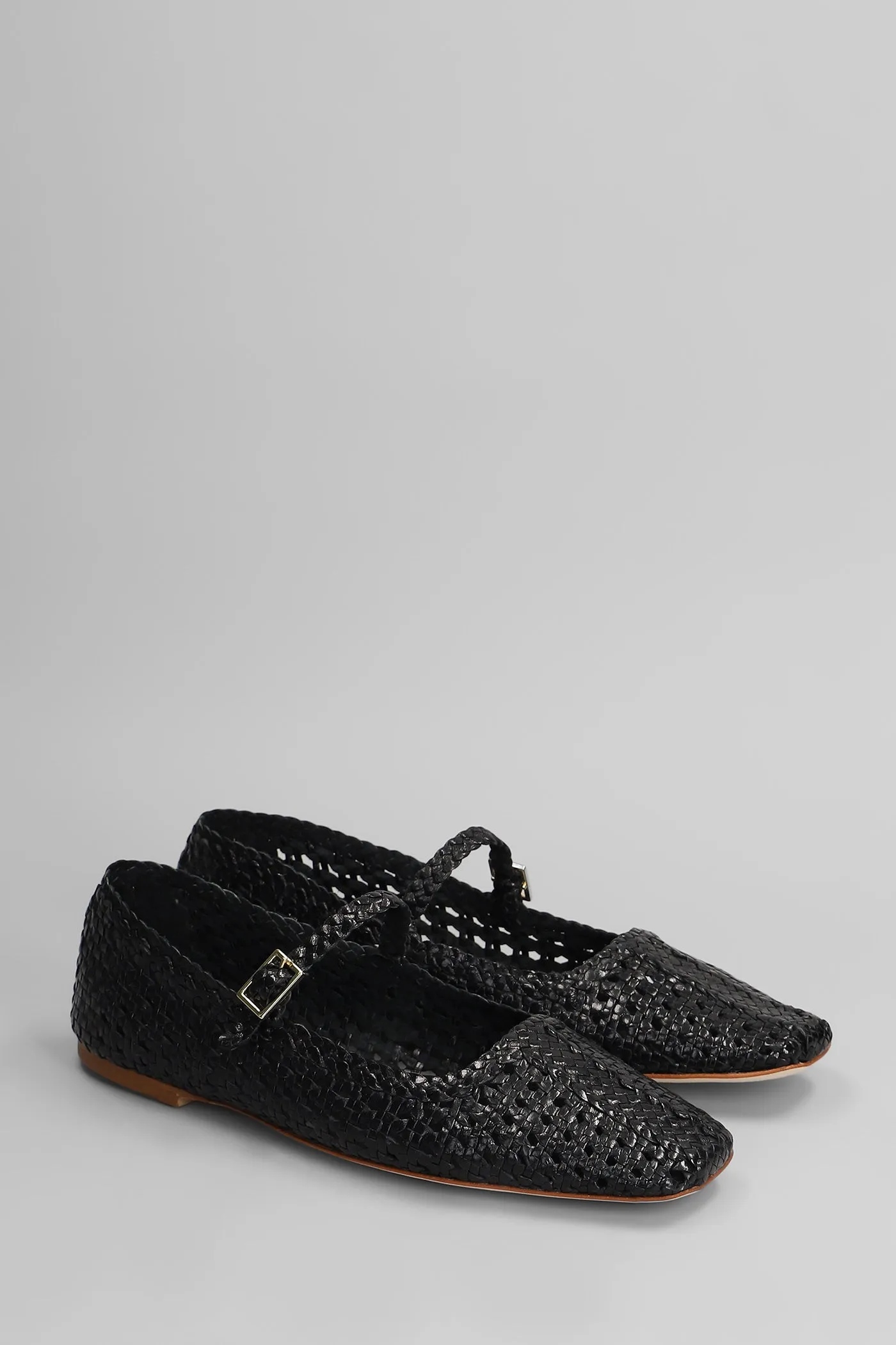 Ballet flats in black leather