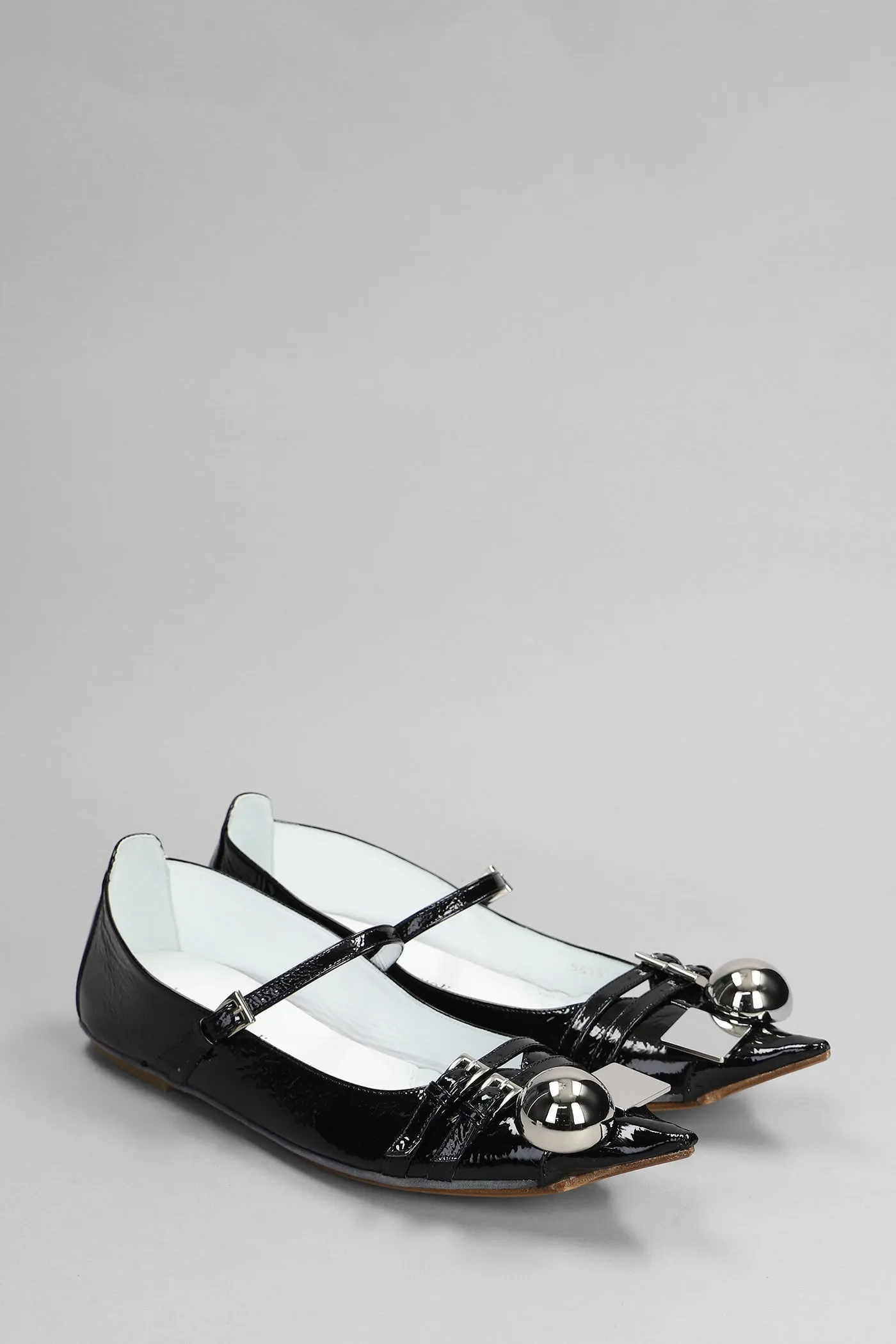 Ballet flats in black leather