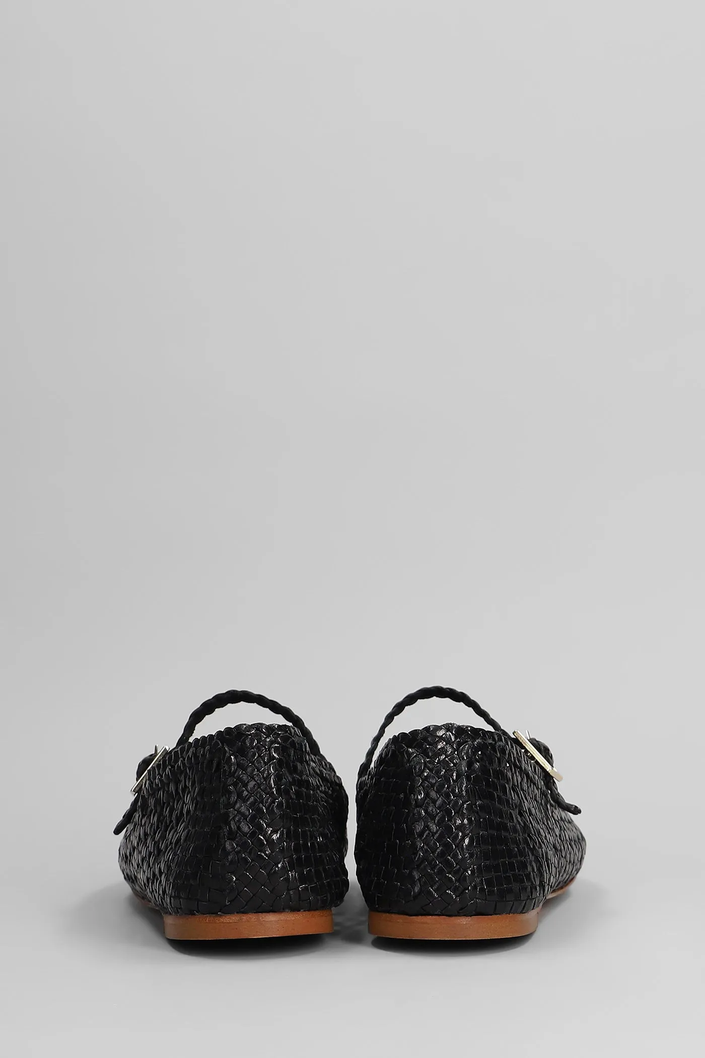 Ballet flats in black leather