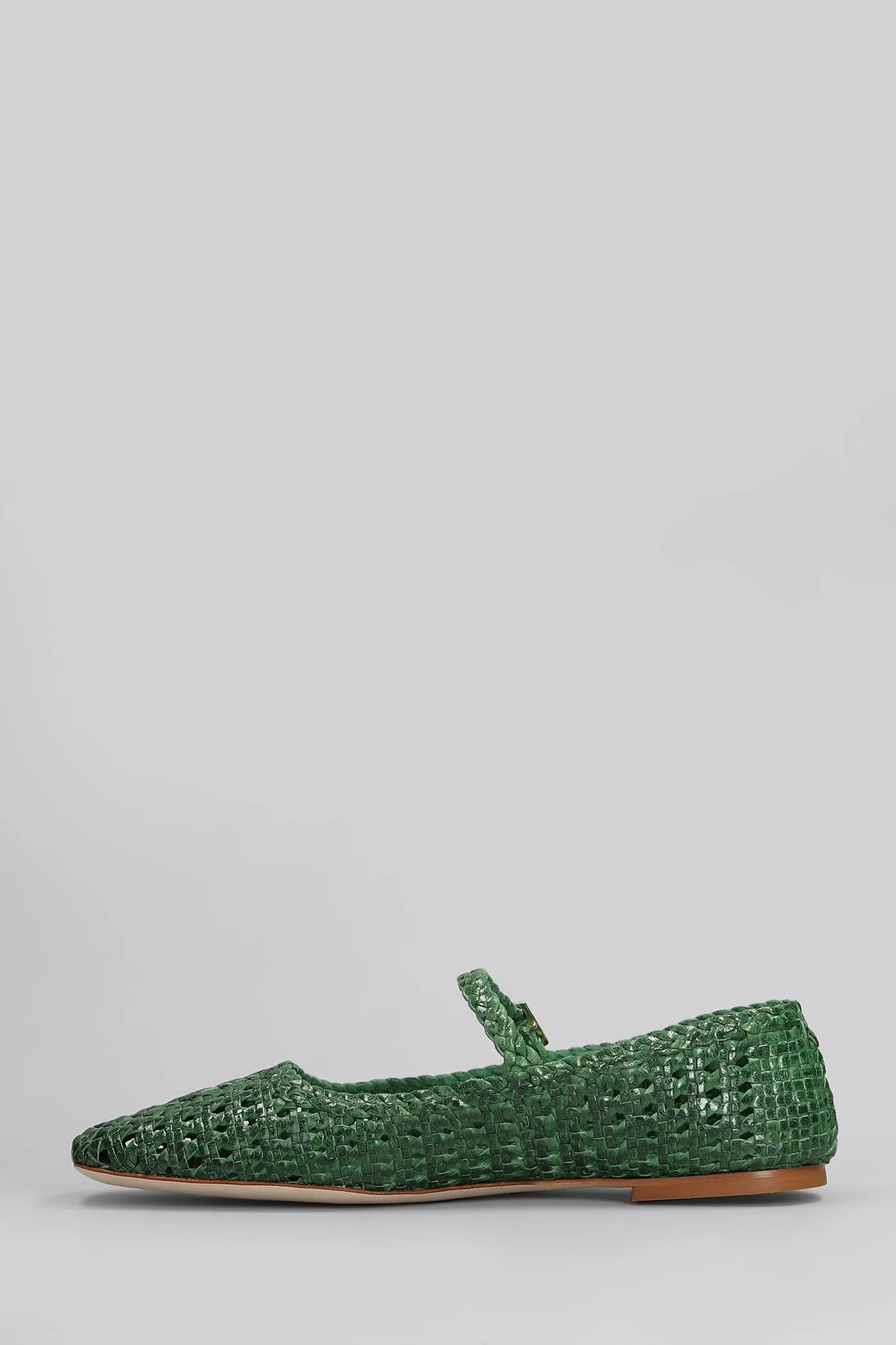 Ballet flats in green leather