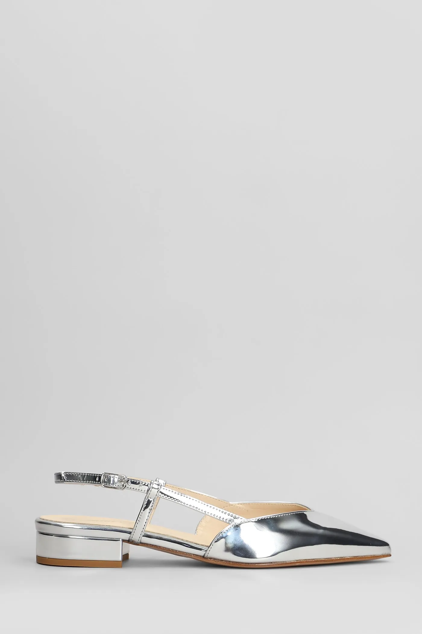 Ballet flats in silver leather