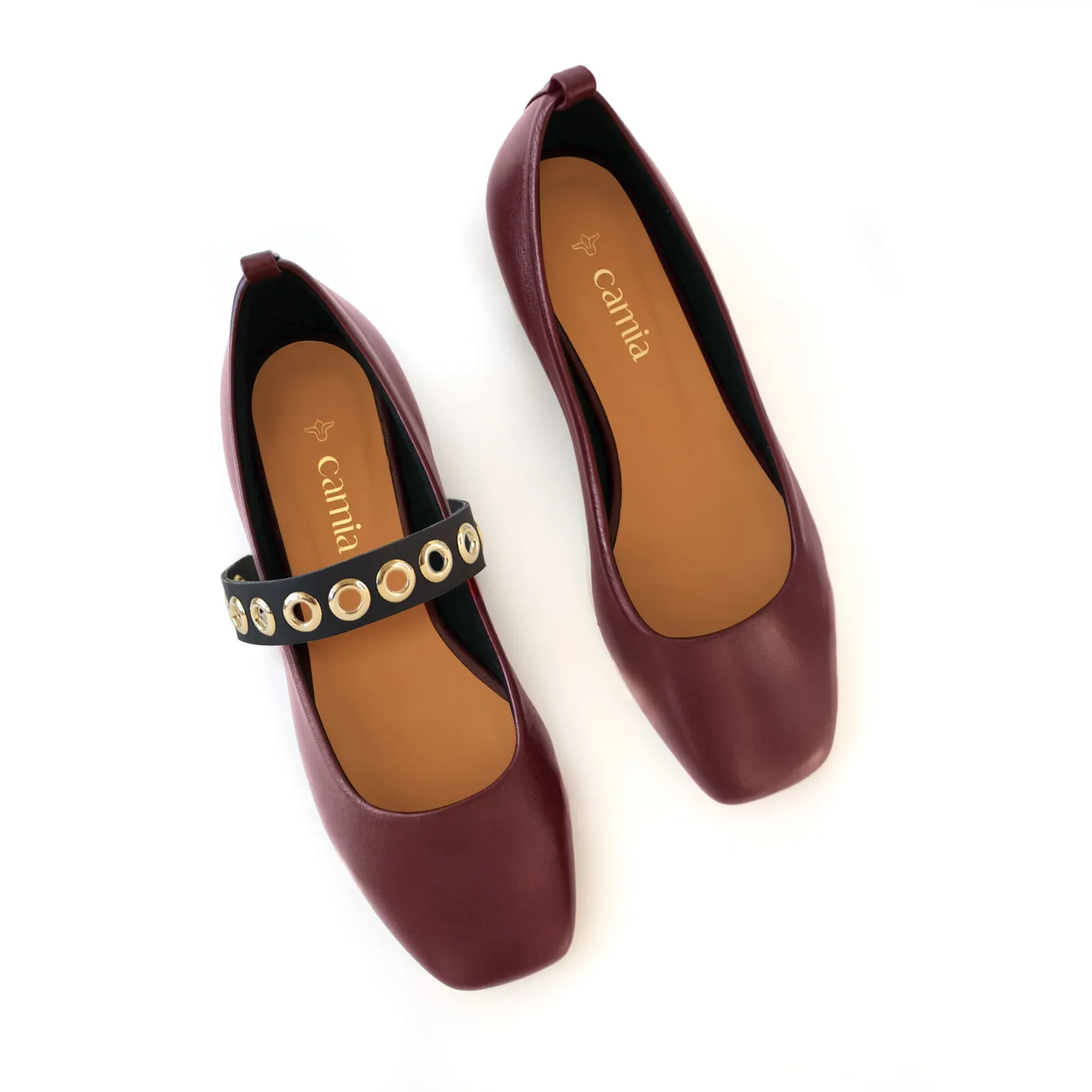 Burgundy Ballet Swap Black Ilhos