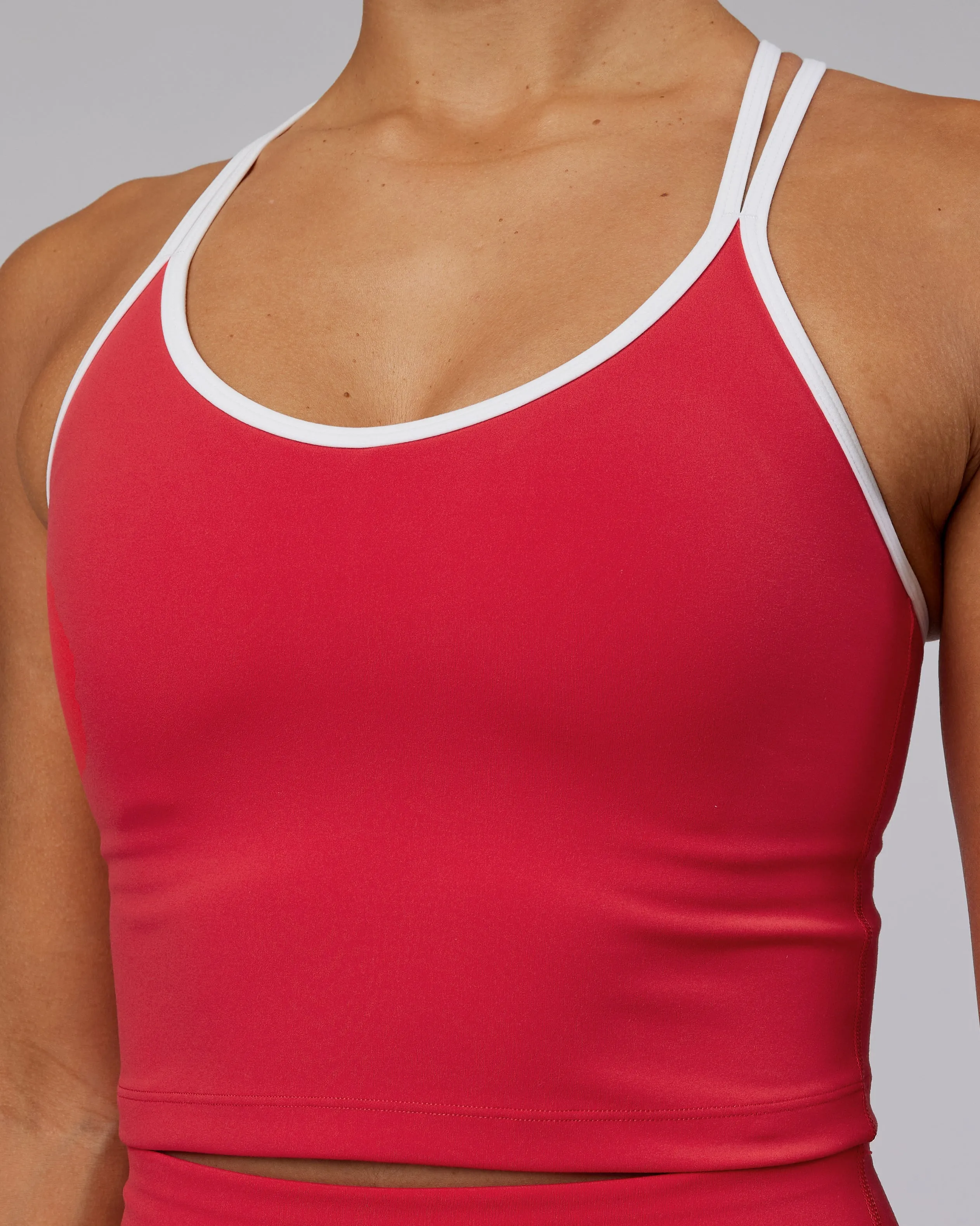 Contrast Active Shelf Bra Tank - Scarlet-White