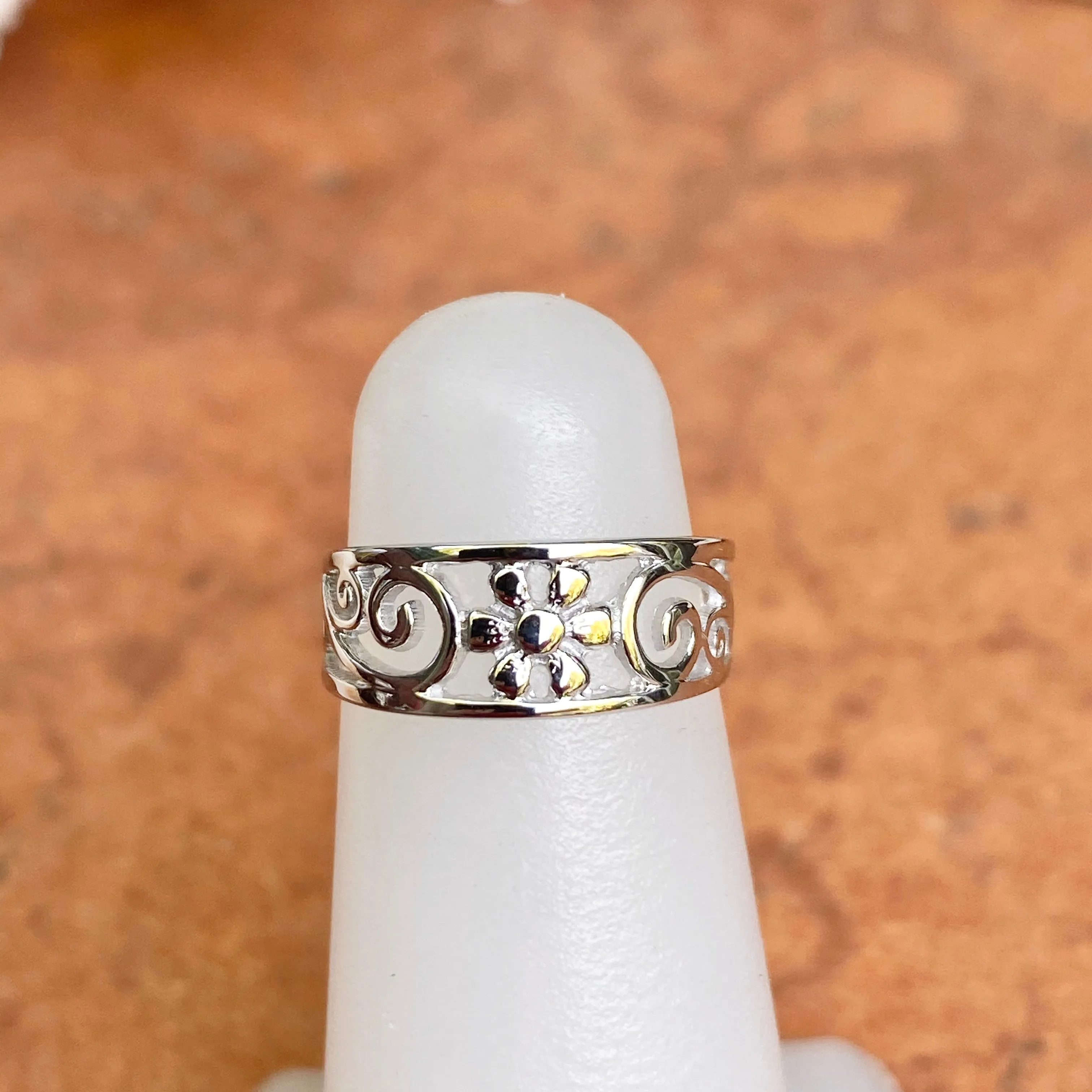 floral toe ring