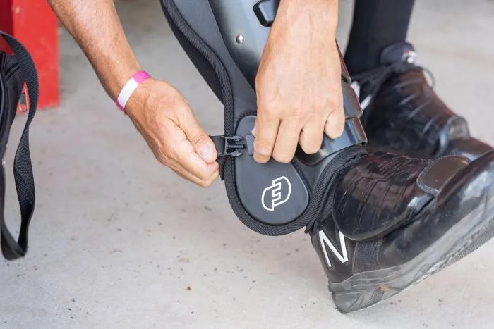 Force 3 Ultimate Umpire Shin Guards with Dupont™ Kevlar®