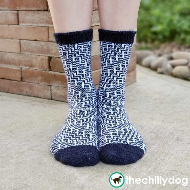 Grand Staircase Socks: Knitting Pattern PDF