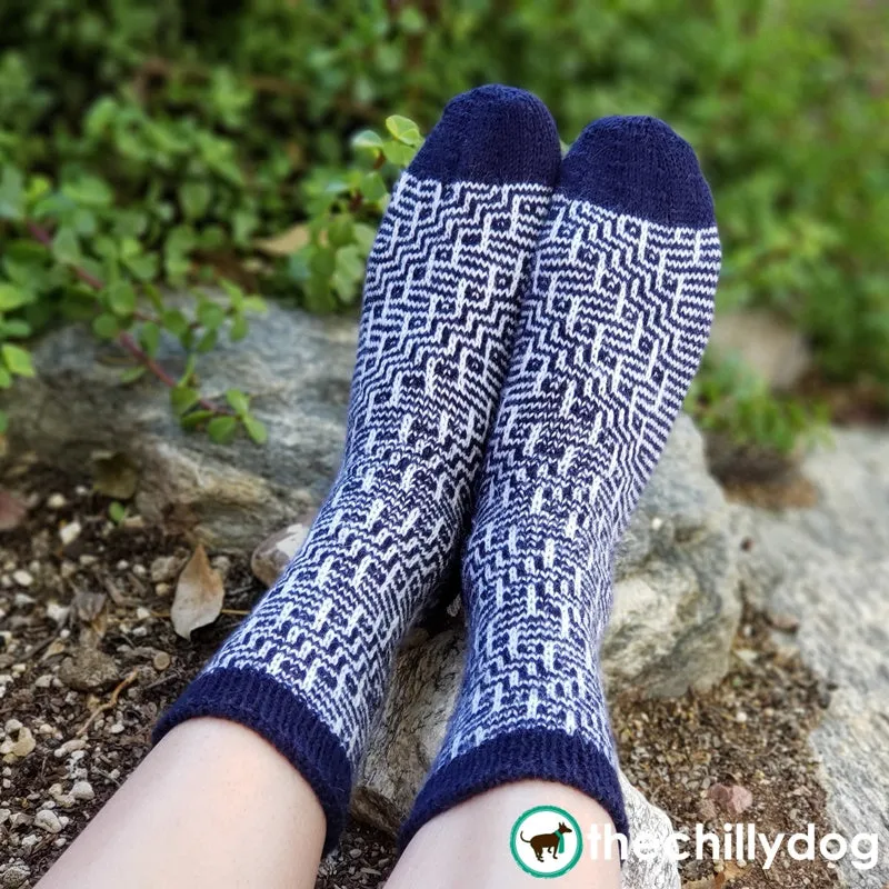 Grand Staircase Socks: Knitting Pattern PDF