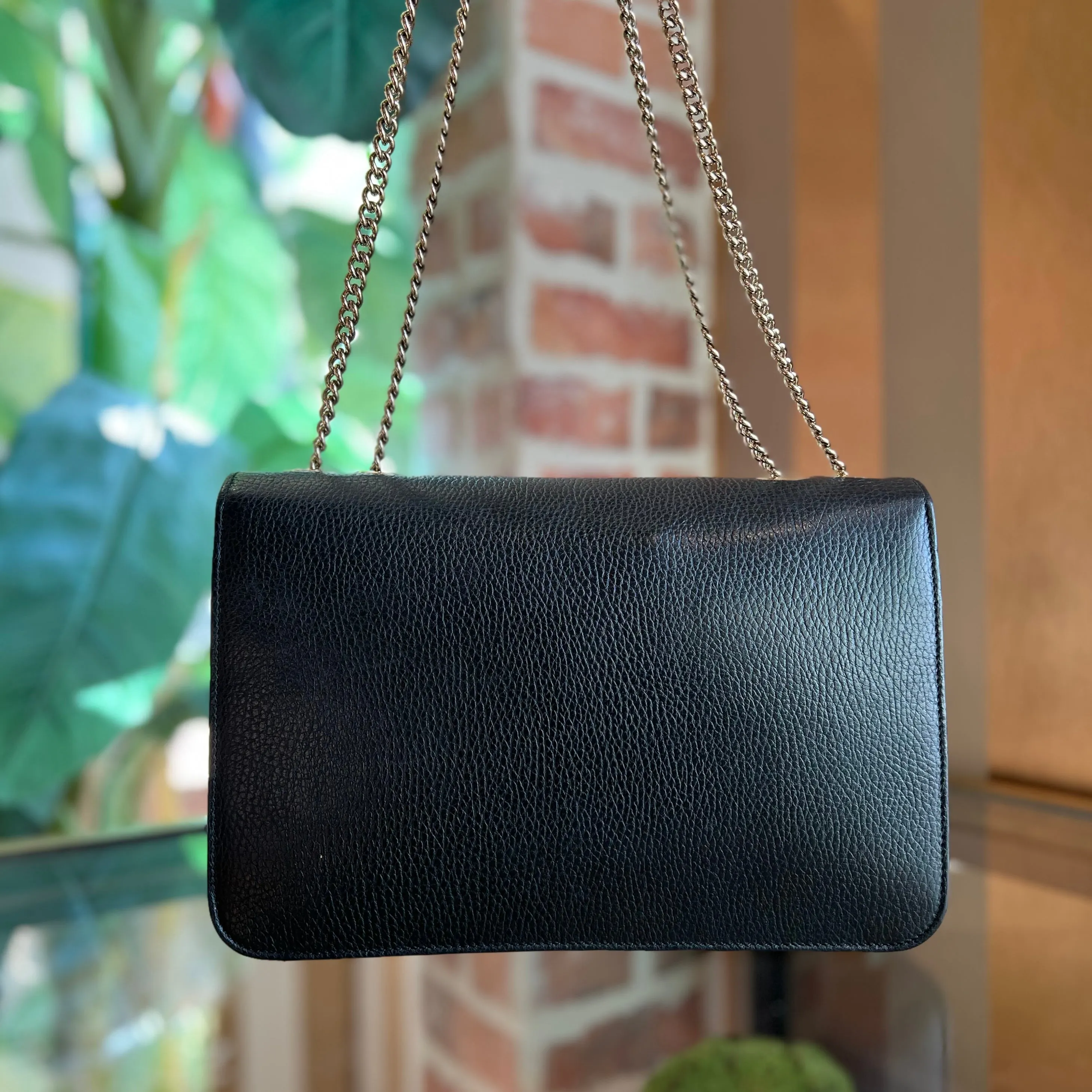 GUCCI  Interlocking G Black Dollar Calfskin Shoulder Bag