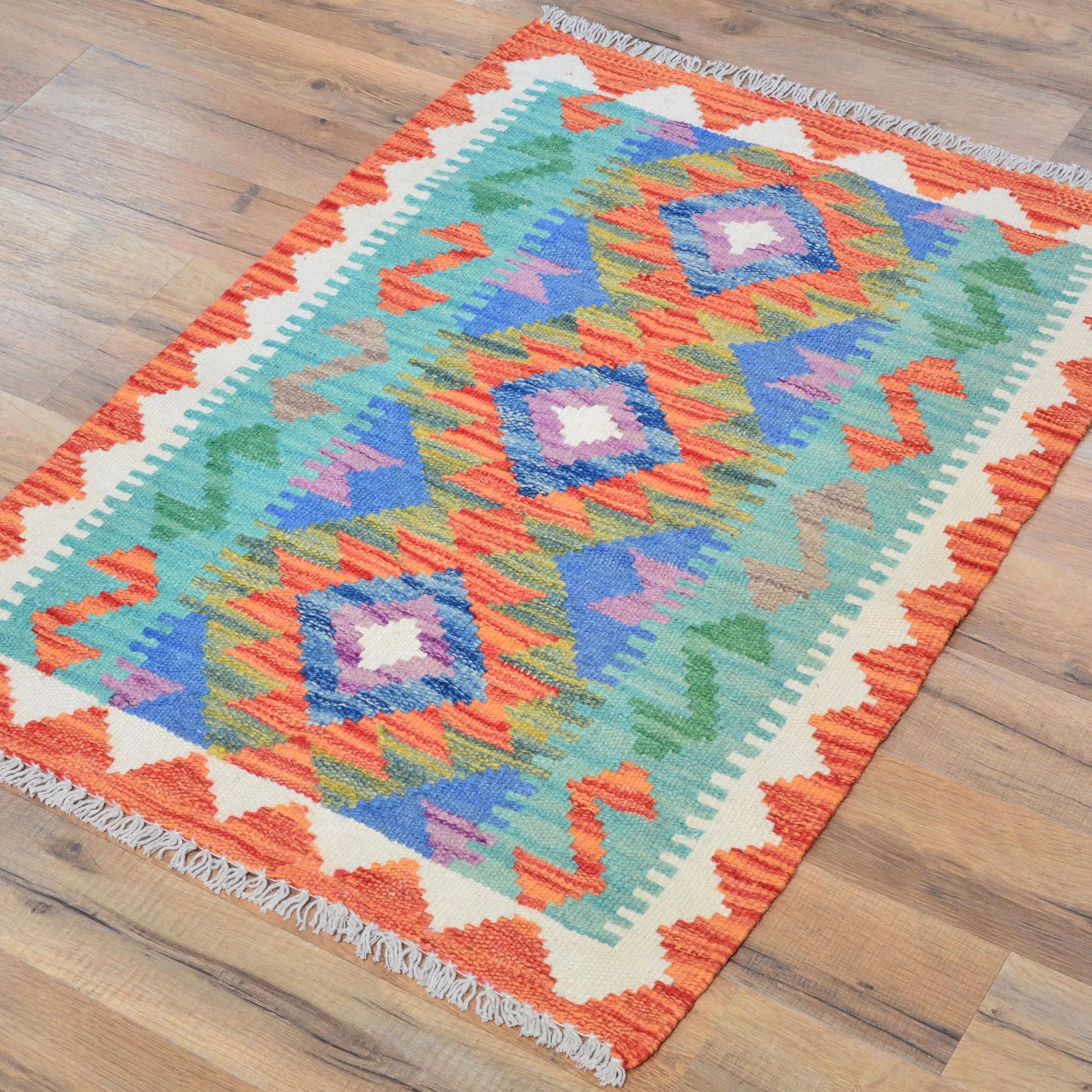 Hand-Woven Reversible Tribal Kilim Handmade Wool Rug (Size 2.1 X 2.9) Cwral-9414