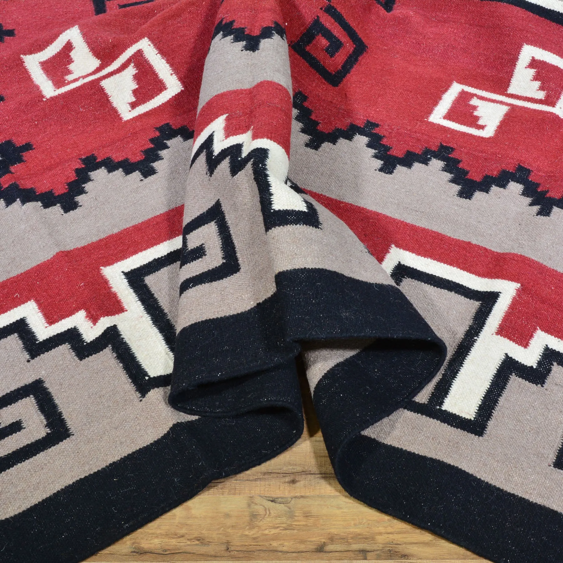 Hand-Woven Southwestern Style Handmade Wool Rug (Size 8.10 X 11.9) Cwral-6870