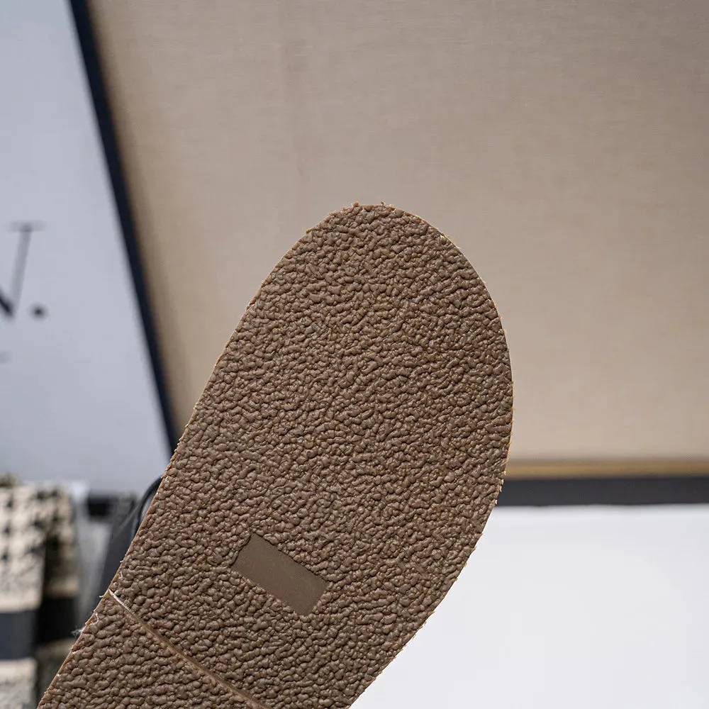 Laidback Luxe Summer Slides
