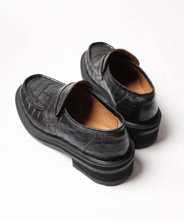 LEATHER LOAFERS