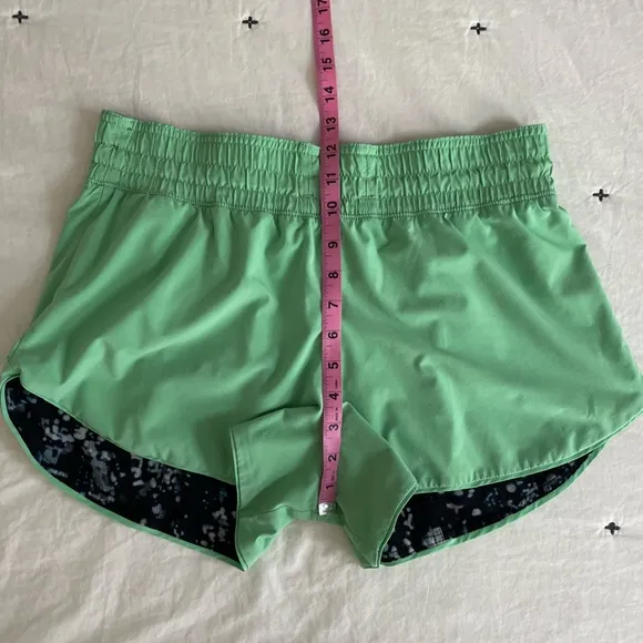LULULEMON Choose A Side Short *3&quot; in Pixel Haze Multi Black / Dragonfly Size 8