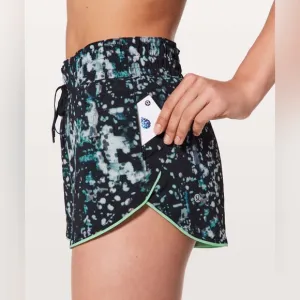 LULULEMON Choose A Side Short *3&quot; in Pixel Haze Multi Black / Dragonfly Size 8
