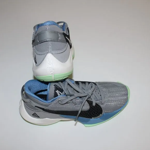 NIKE ZOOM KIDS FREAK 2 GREY/BLACK/WHITE SNEAKER US 4.5