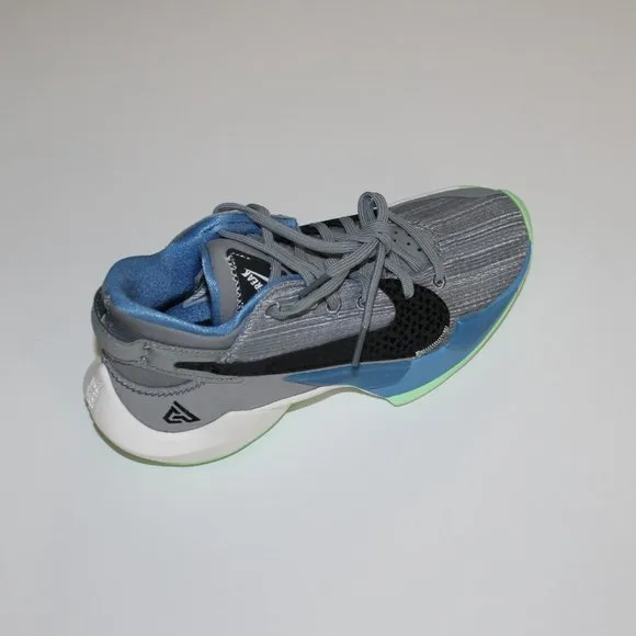 NIKE ZOOM KIDS FREAK 2 GREY/BLACK/WHITE SNEAKER US 4.5