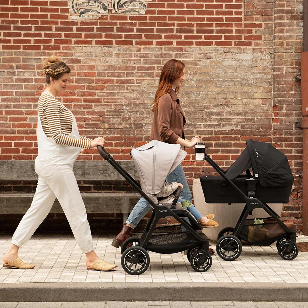 Nuna Triv Next   Pipa Urbn Travel System - Biscotti