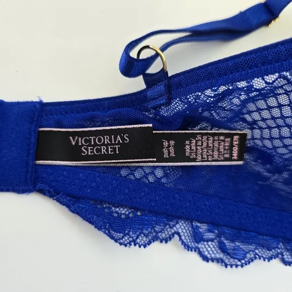 NWOT- Victoria's Secret Very Sexy Strappy Fishnet Lace Push-Up Bra 34DD