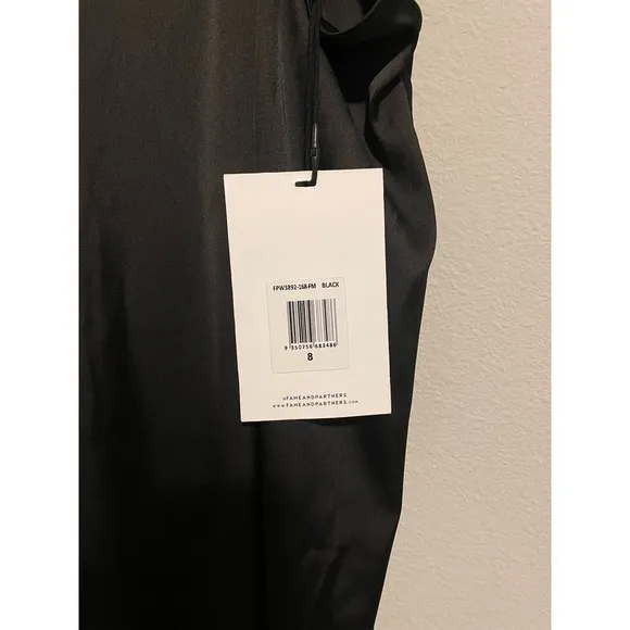 NWT Fame &amp; Partners Shiny‎ Black Strappy Formal Dress Cutouts Slit Size 8
