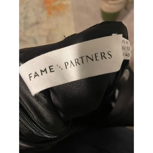 NWT Fame &amp; Partners Shiny‎ Black Strappy Formal Dress Cutouts Slit Size 8