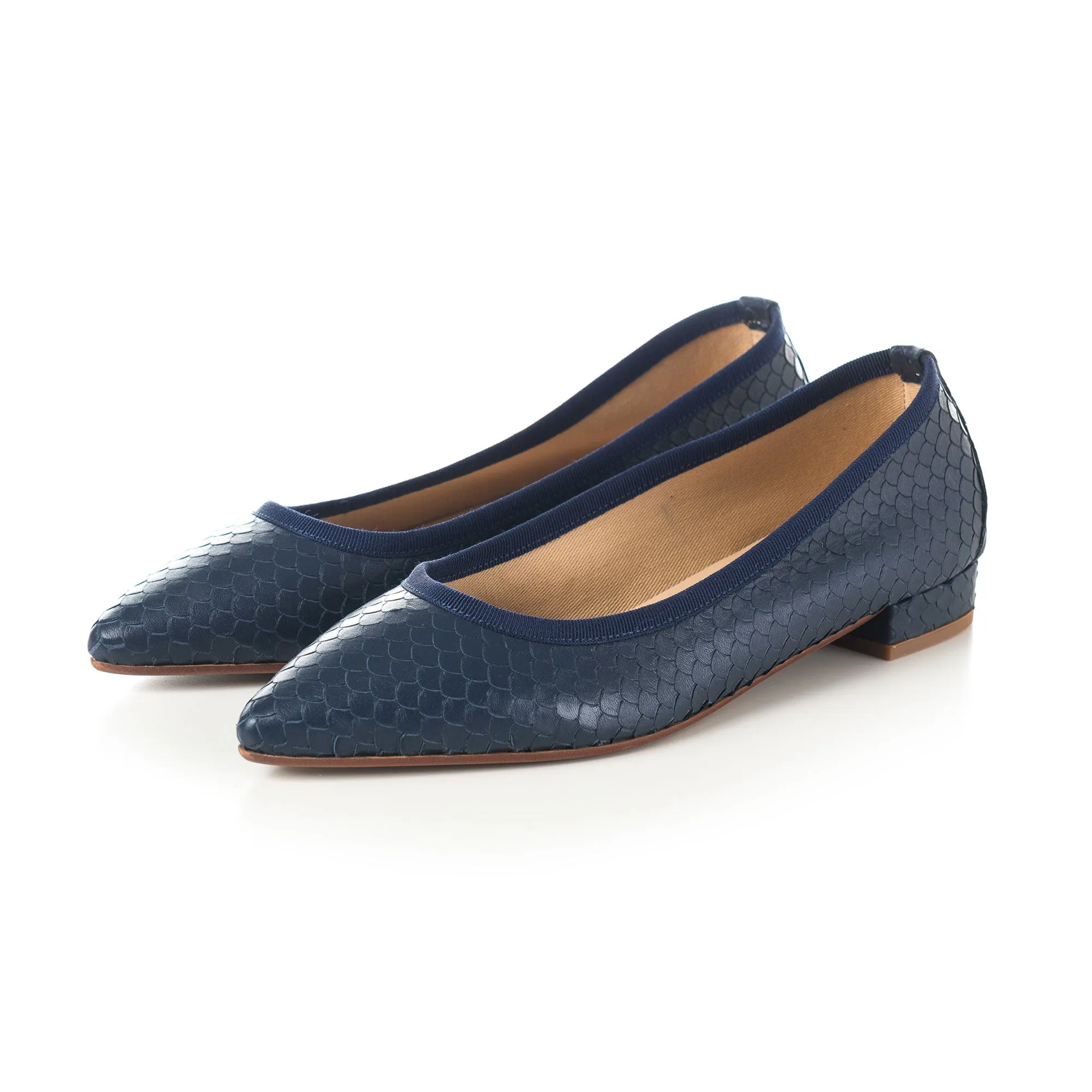Pointed toe ballet flats blue cobra effect leather