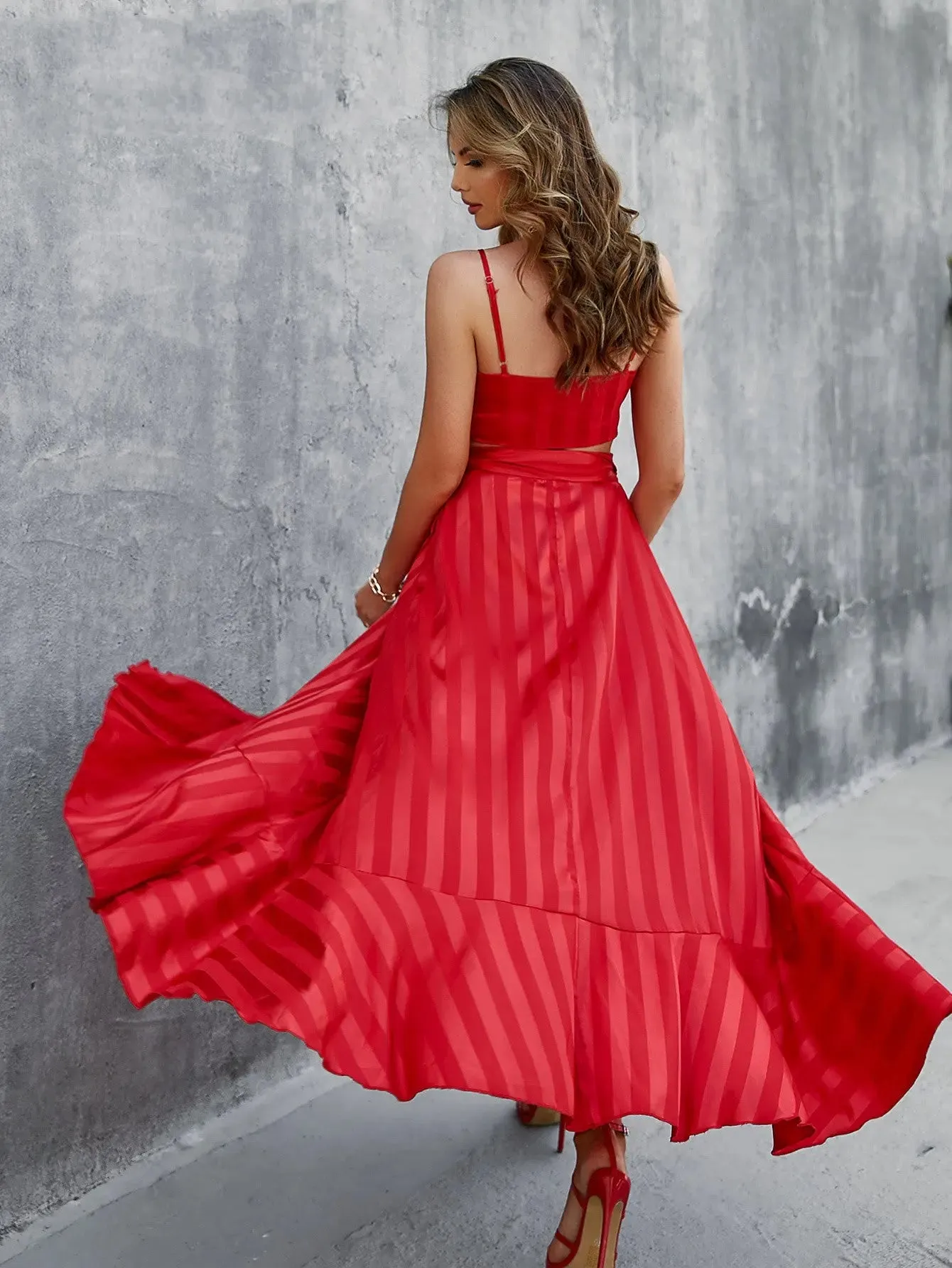 Red Sleeveless Camisole - Chic Commuter Top
