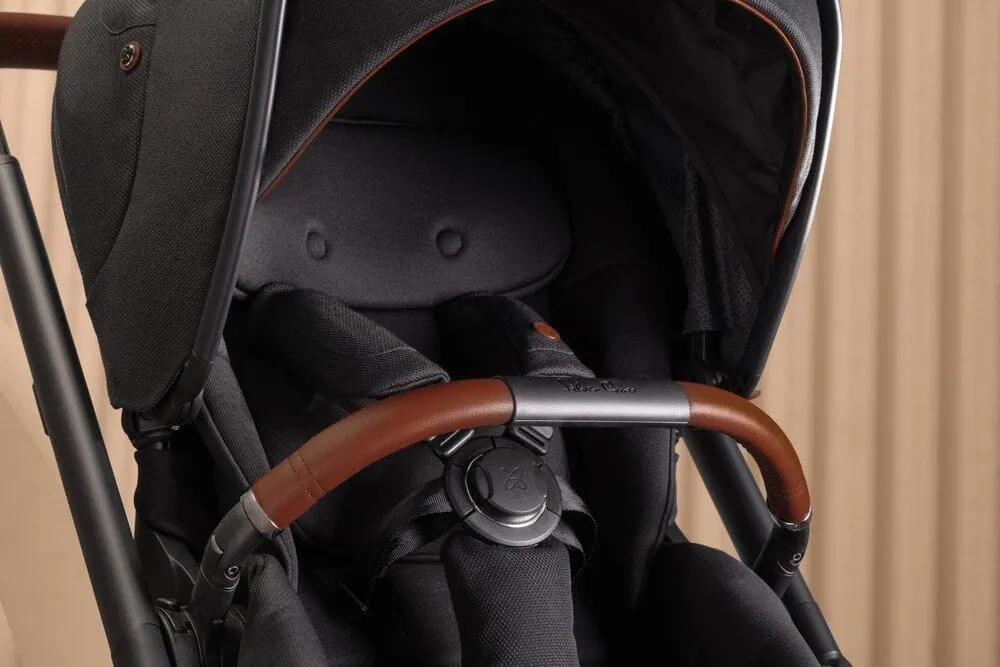 Silver Cross Reef with First Bed Folding Carrycot and Ultimate Pack - Orbit (No Footmuff)