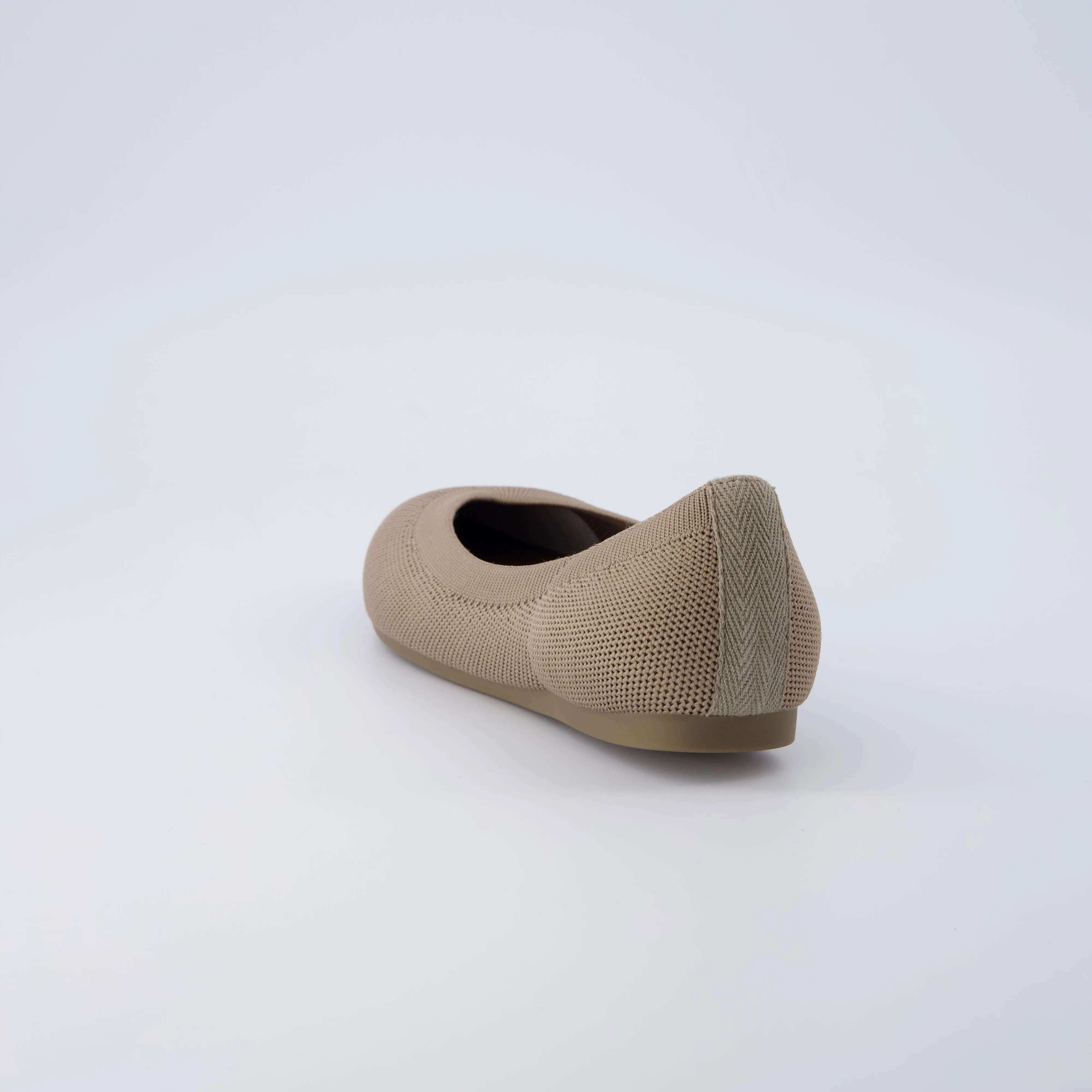 Surrey Knit Flat