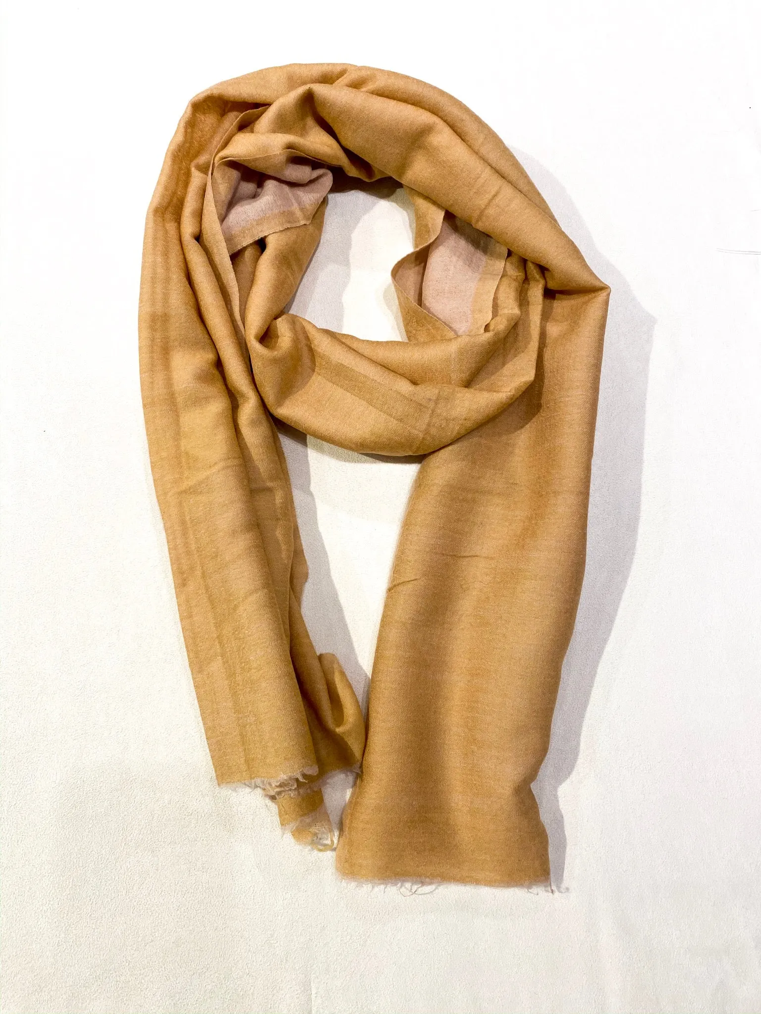 TWO-COLOR WOVEN CASHMERE