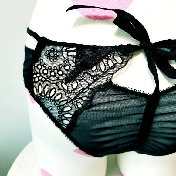 Victoria's Secret Swarovski Crystal Black Label Sequin Bling Designer Panty NWT