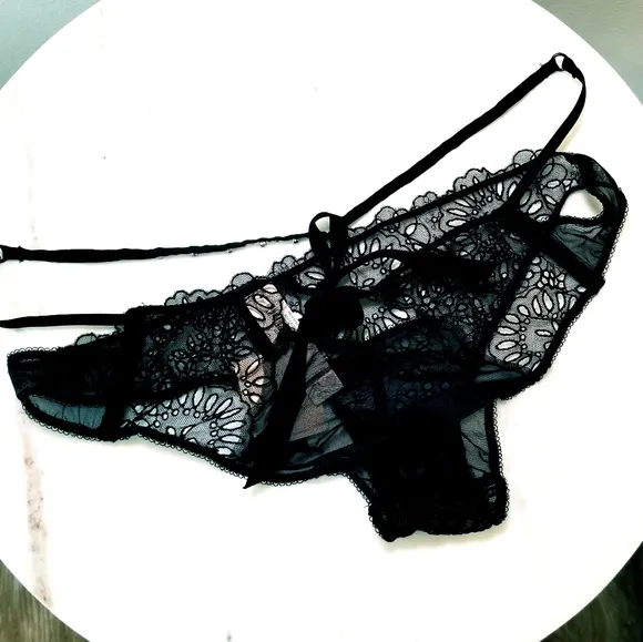 Victoria's Secret Swarovski Crystal Black Label Sequin Bling Designer Panty NWT