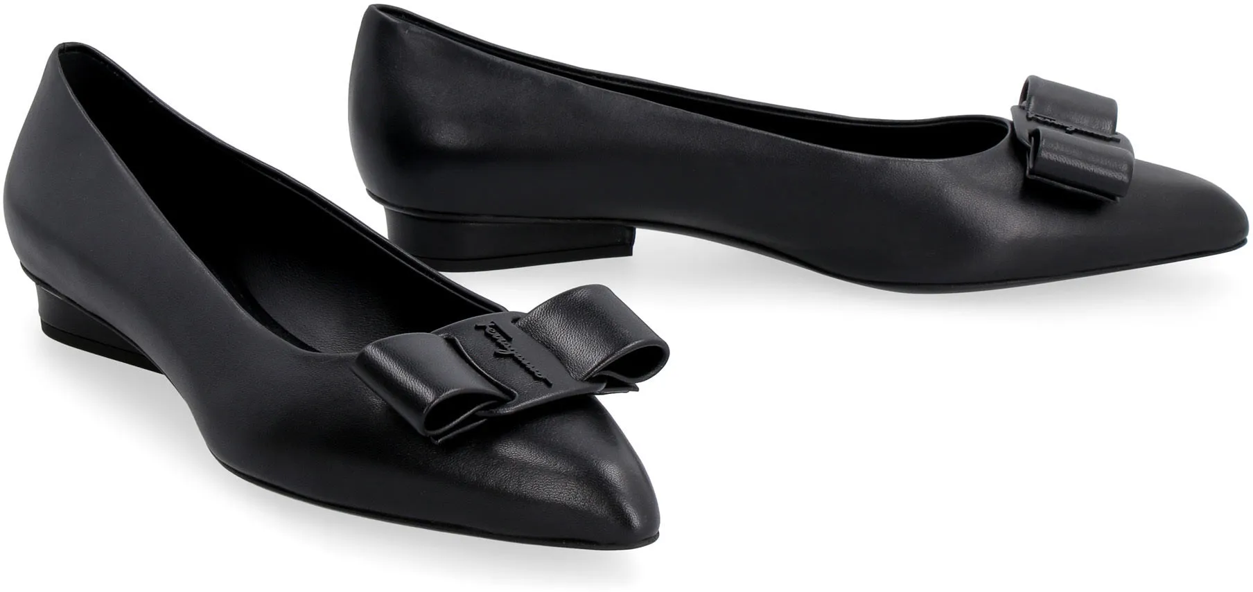 Viva leather ballet flats with logo