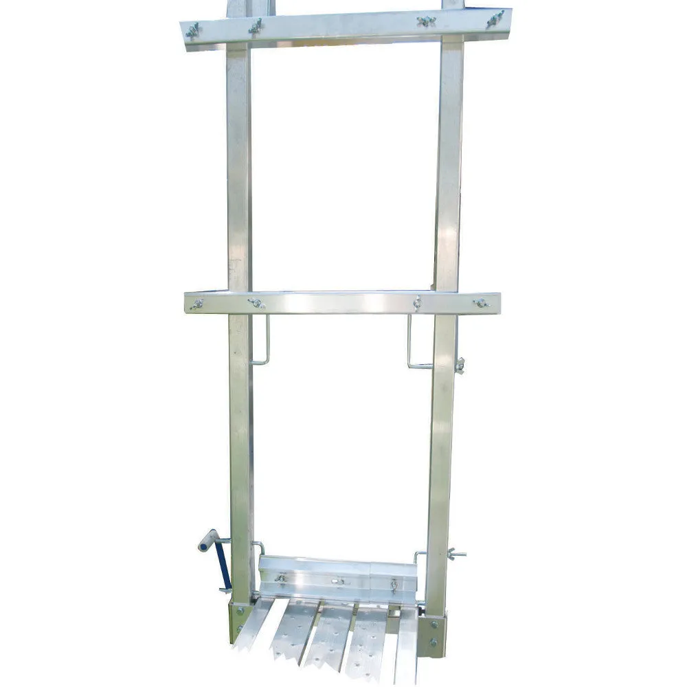 Werner Pump Jack Wide End Rail and Toe Board Assembly