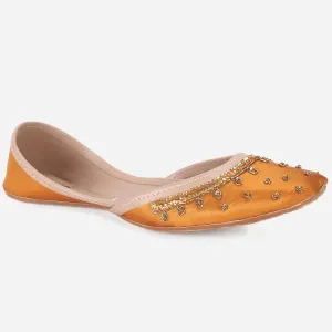 Women "ACHIM" Leather Embellished Khussa