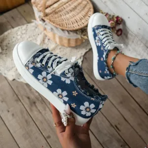 Women's Trendy Suede Platform Sneakers with Floral Print | Perfect for Everyday Wear
